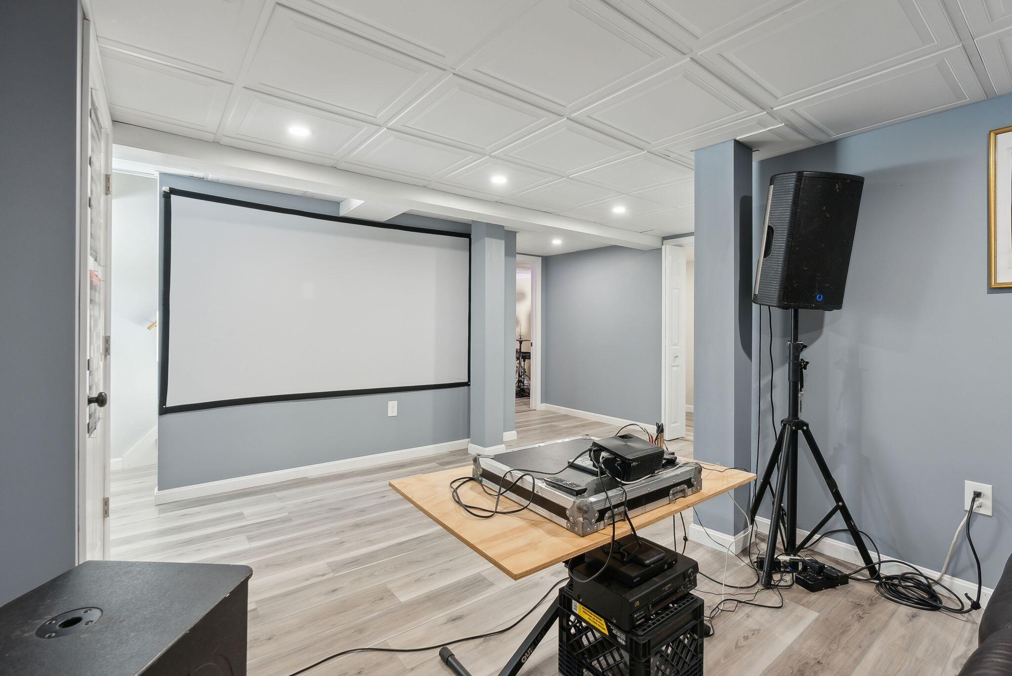 1215 New County Road Biddeford, ME 04005 - Photo 31 of 41 Media Room