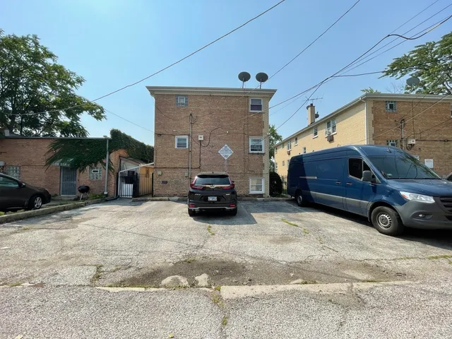 $1,200 | 7722 West Belmont Avenue, Unit GN, Chicago, IL 60634