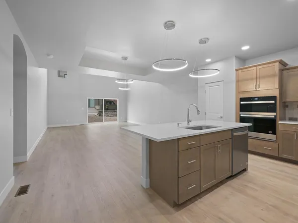 $790,000 | 392 West Ridges Boulevard, Unit B, Grand Junction, CO 81507