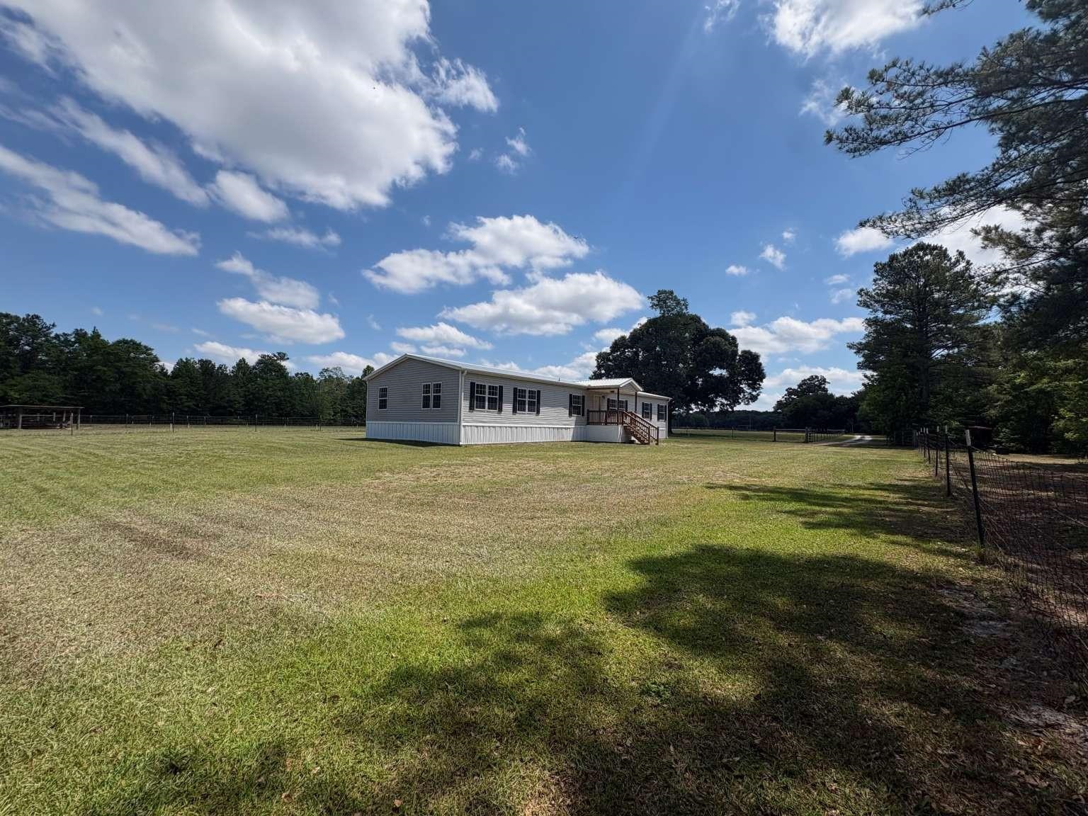 1660 Nathan Drive Loris, SC 29569 - Photo 8 of 47