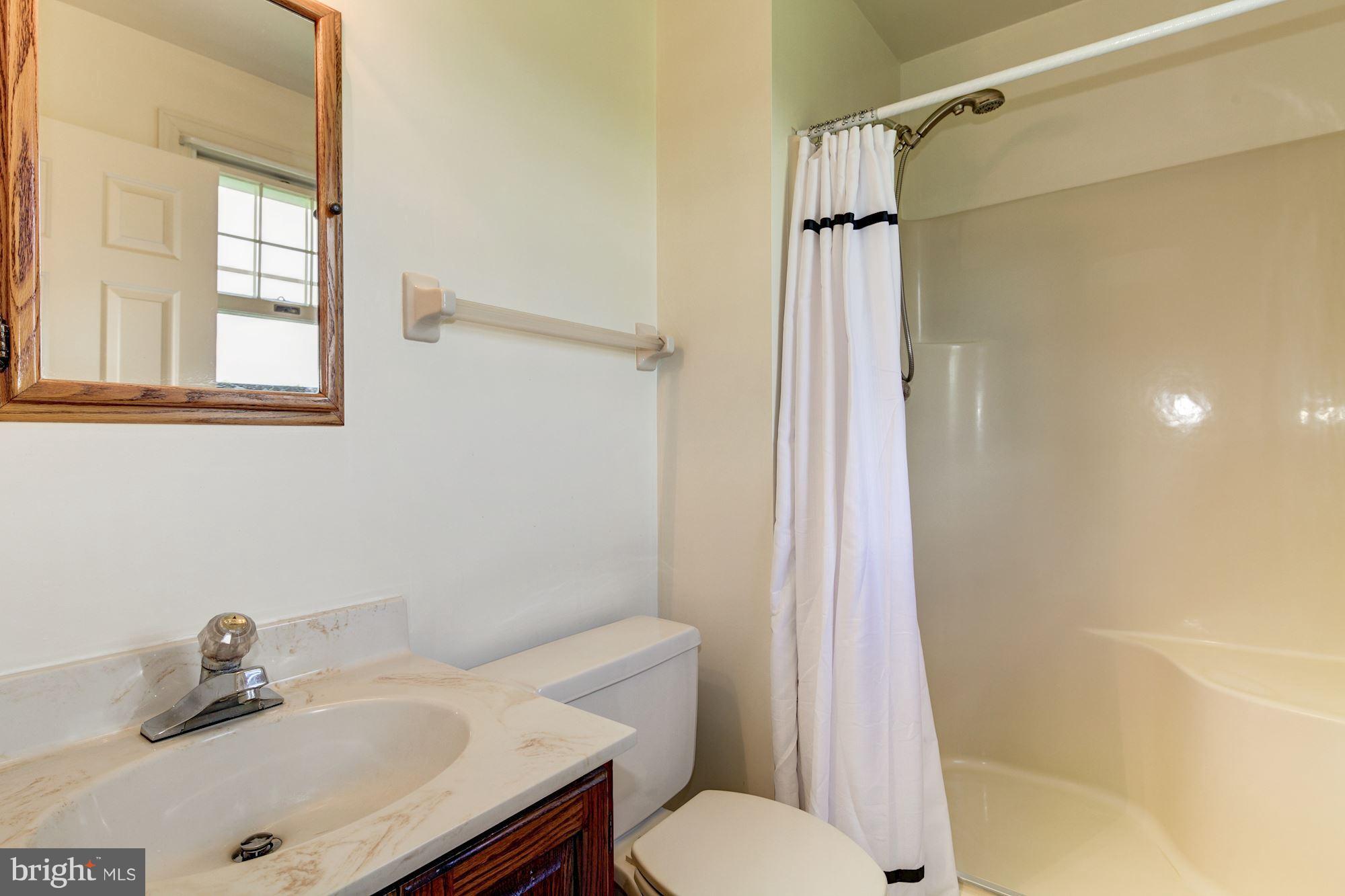 4924 Old Quarter Road Upperco, MD 21155 - Photo 17 of 28 Bath (Master) with shower