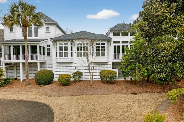 $1,067,000 | 1512 Trumpet Vine Court, Mount Pleasant, SC 29464