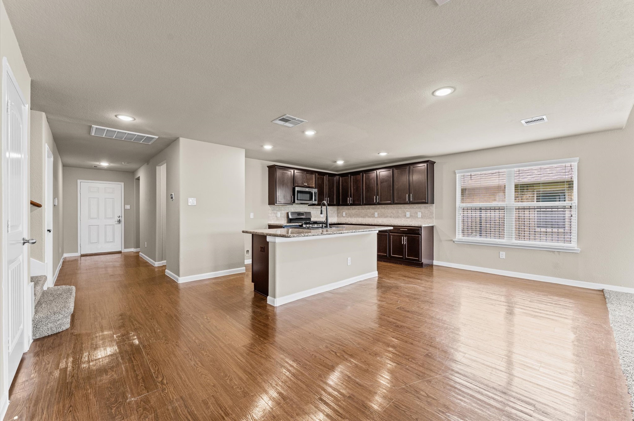 9918 Channel Set Way Rosharon, TX 77583 - Photo 7 of 28