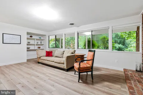 $1,495,000 | 8004 Park Overlook Drive, Bethesda, MD 20817