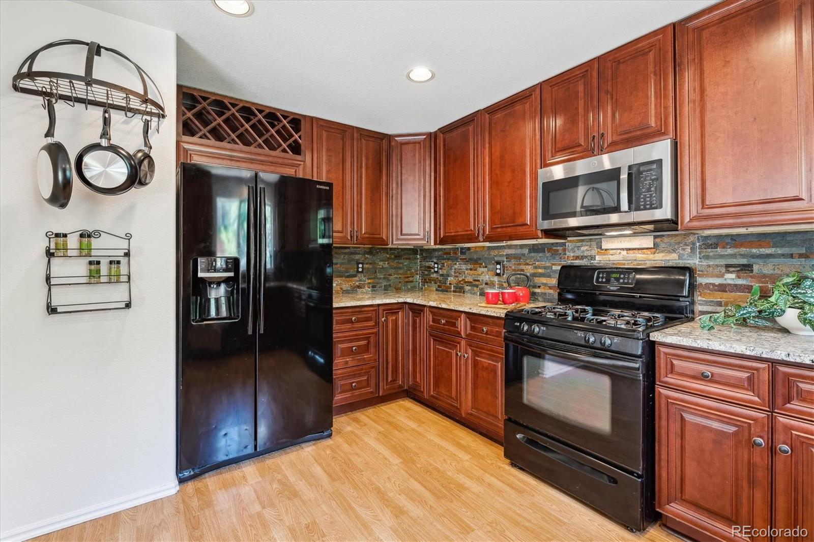 9611 Parramatta Place Highlands Ranch, CO 80130 - Photo 17 of 44 Gallery Image 17