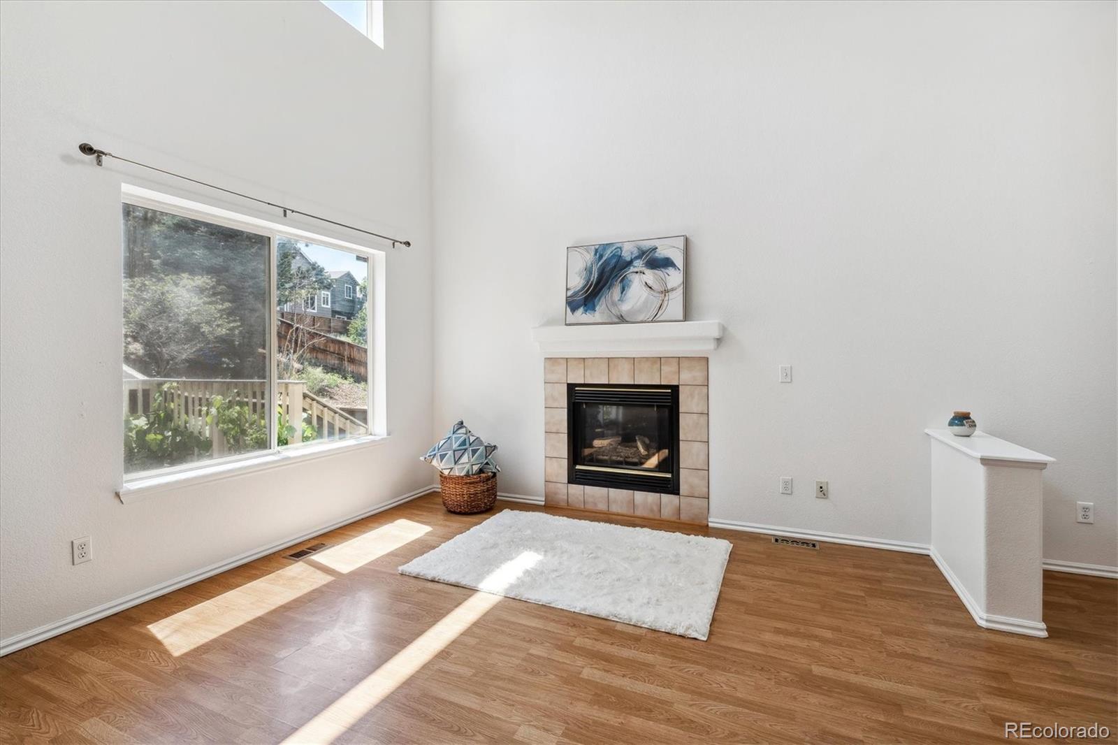 9611 Parramatta Place Highlands Ranch, CO 80130 - Photo 5 of 44 Gallery Image 5