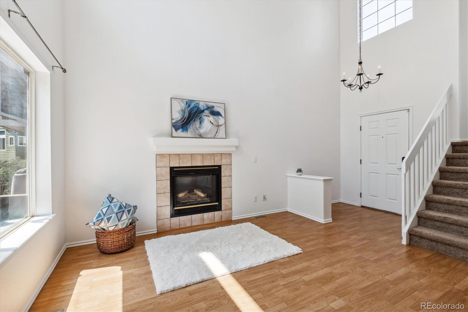 9611 Parramatta Place Highlands Ranch, CO 80130 - Photo 7 of 44 Gallery Image 7