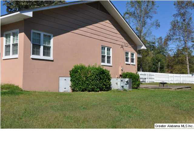 1925 Linden Street Leeds, AL 35094 - Photo 14 of 18