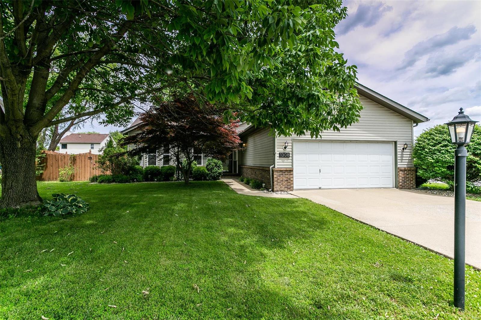 1308 Terrace Green Lane O'Fallon, IL 62269 - Photo 3 of 38