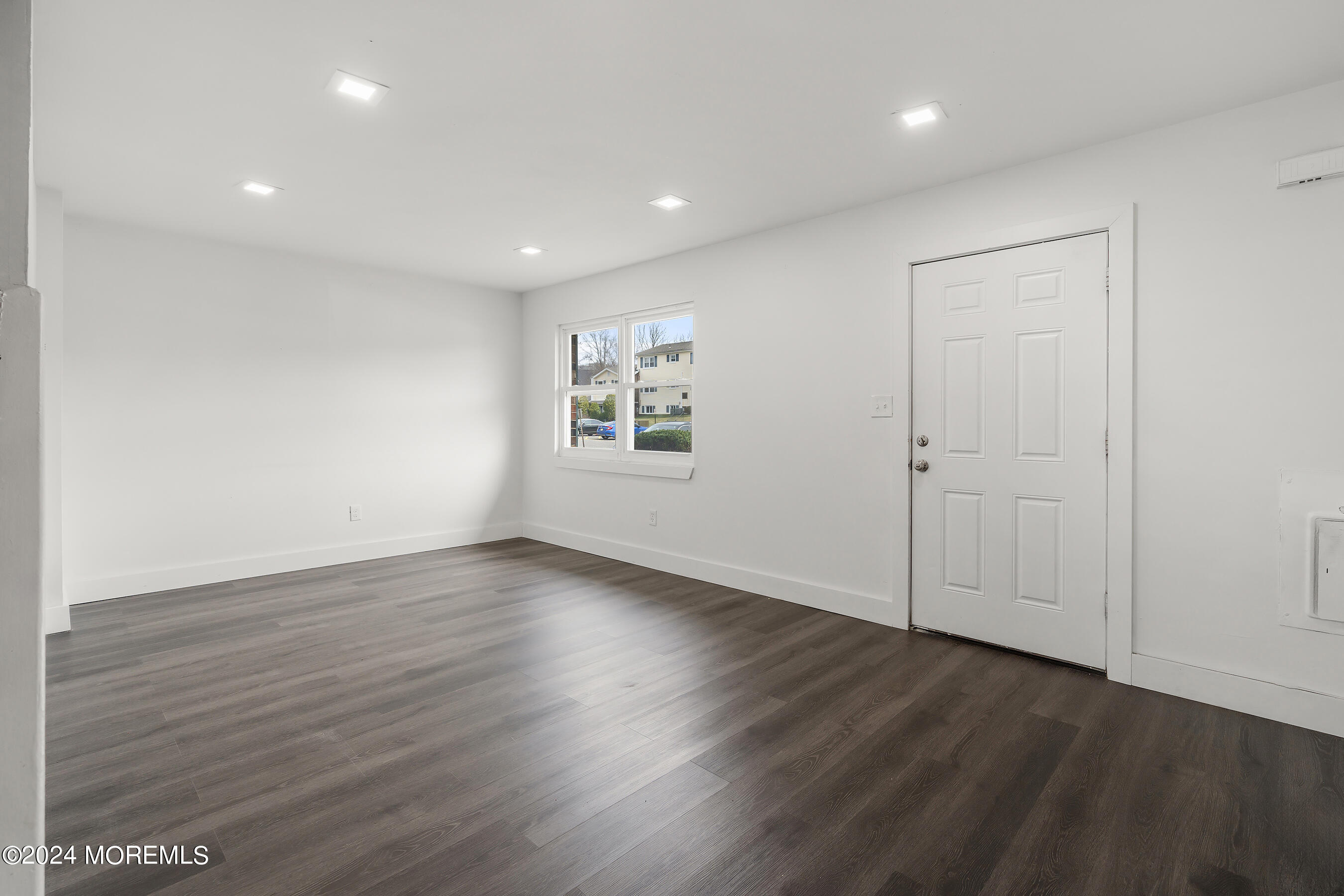 307 Sawmill Road Brick, NJ 08724 - Photo 5 of 21 06-Living to Foyer