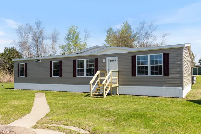 $334,900 | Lot 1 Woods Lane, Highgate Center, VT 05459