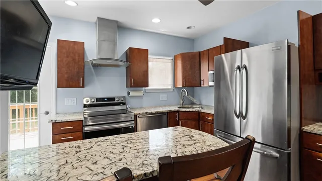 $600,000 | 6 Fuller Avenue, East Providence, RI 02915