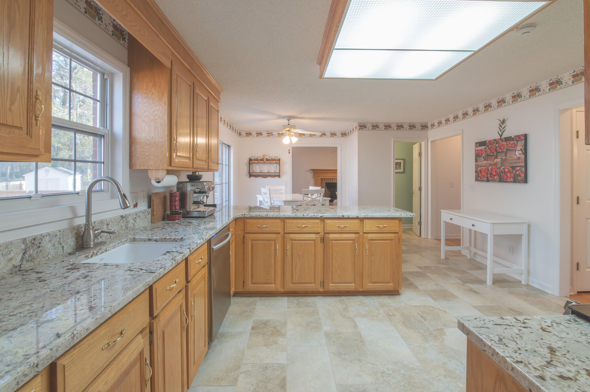308 Kenilworth Road Summerville, SC 29485 - Photo 9 of 21 Kitchen 2