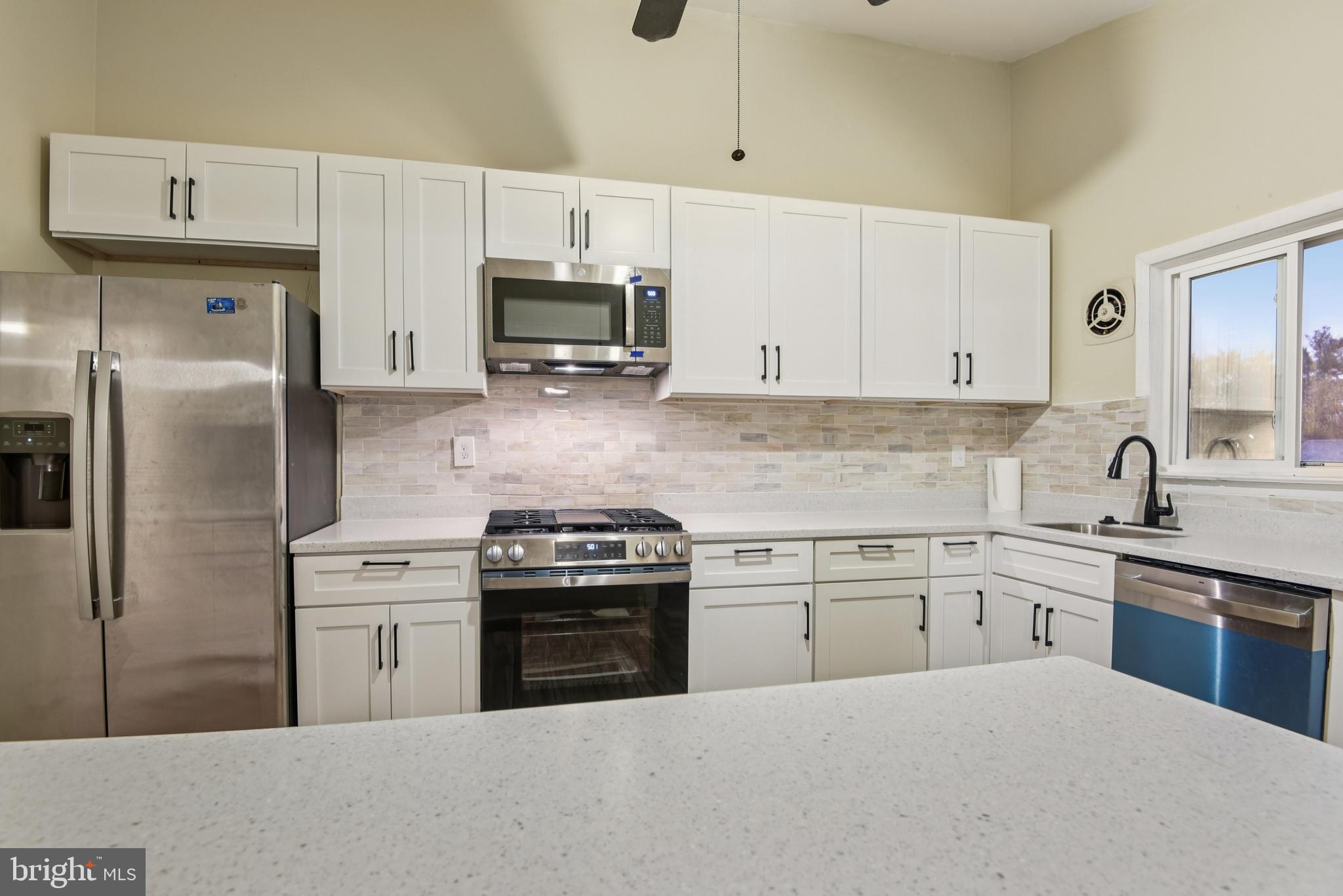 7412 Kathydale Road Baltimore, MD 21208 - Photo 14 of 34 Gorgeous Countertops