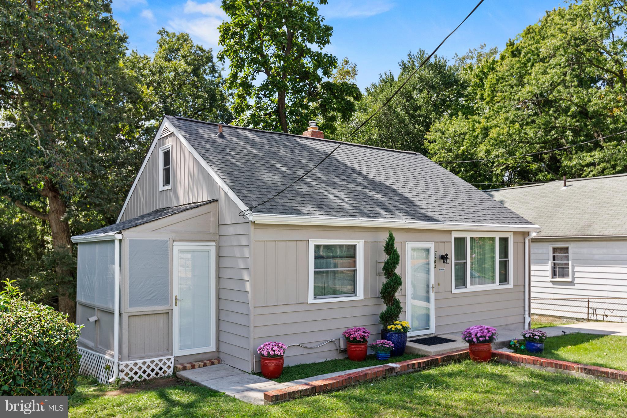 7703 Emerson Road Hyattsville, MD 20784 - Photo 5 of 32 Gallery Image 5