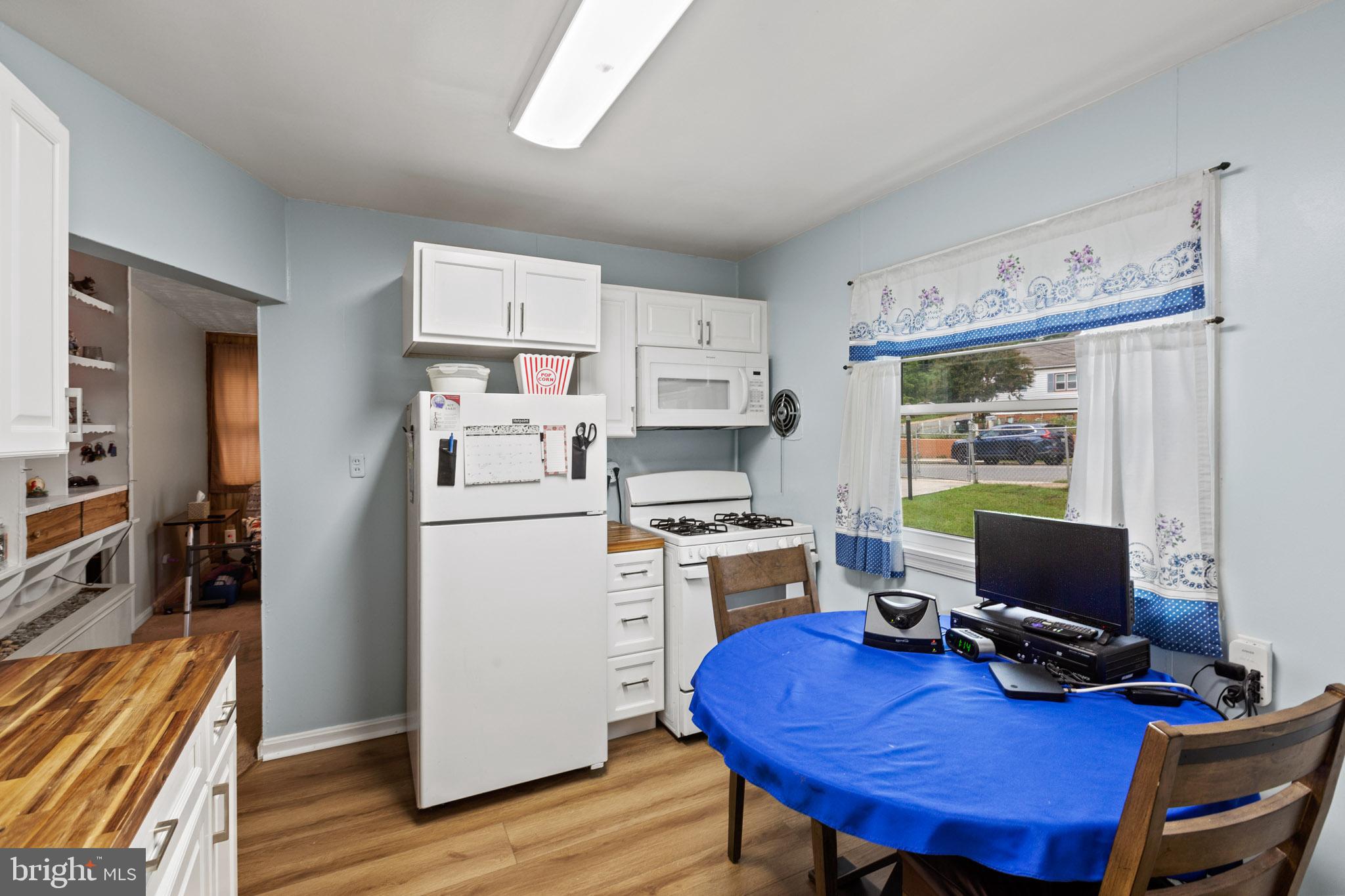 7703 Emerson Road Hyattsville, MD 20784 - Photo 7 of 32 Kitchen