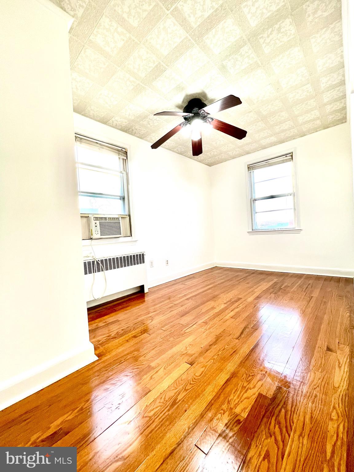 3646 Clarenell Road Baltimore, MD 21229 - Photo 20 of 38 Bedroom