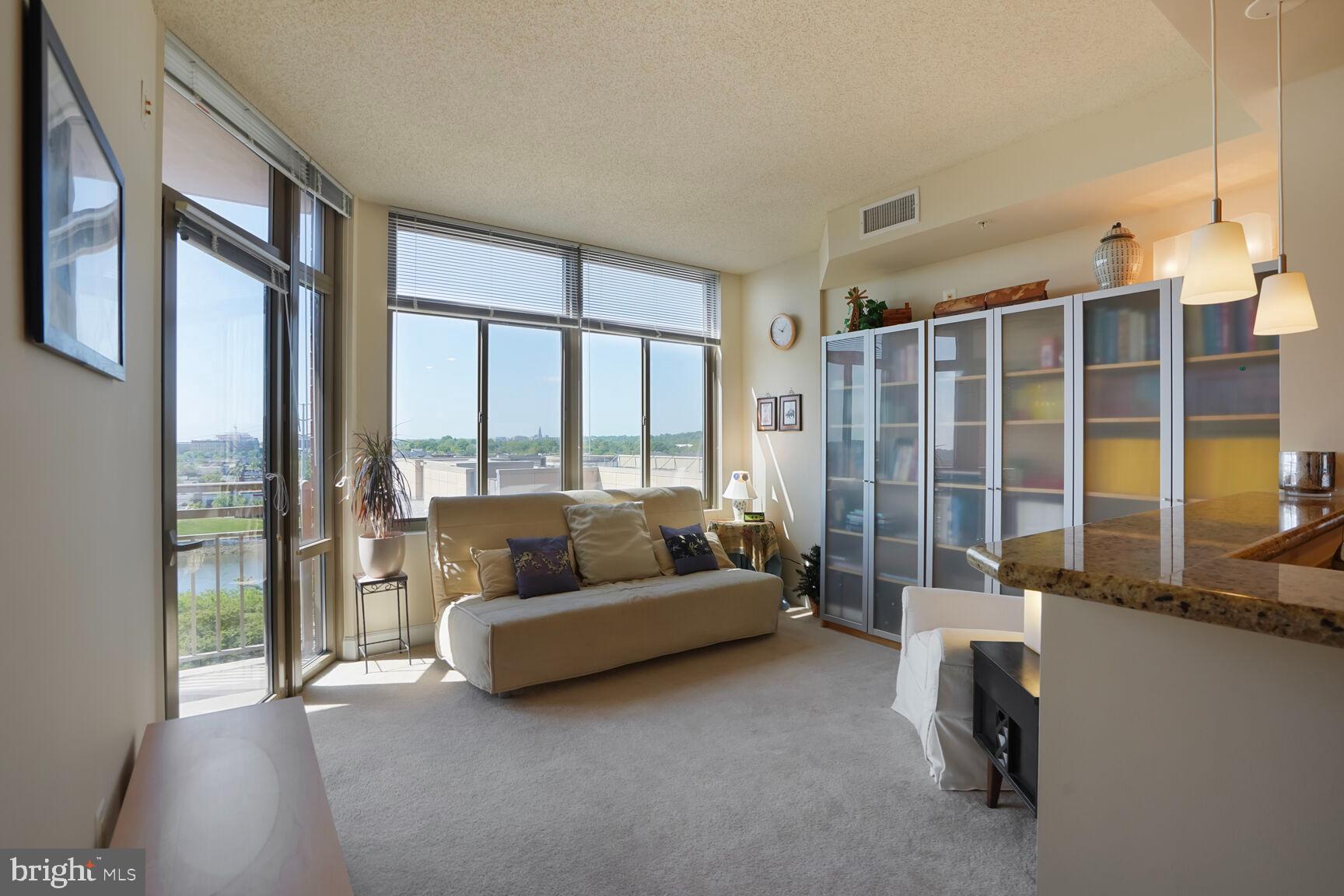 3600 South Glebe Road, Unit 822W Arlington, VA 22202 - Photo 2 of 29 Gallery Image 2