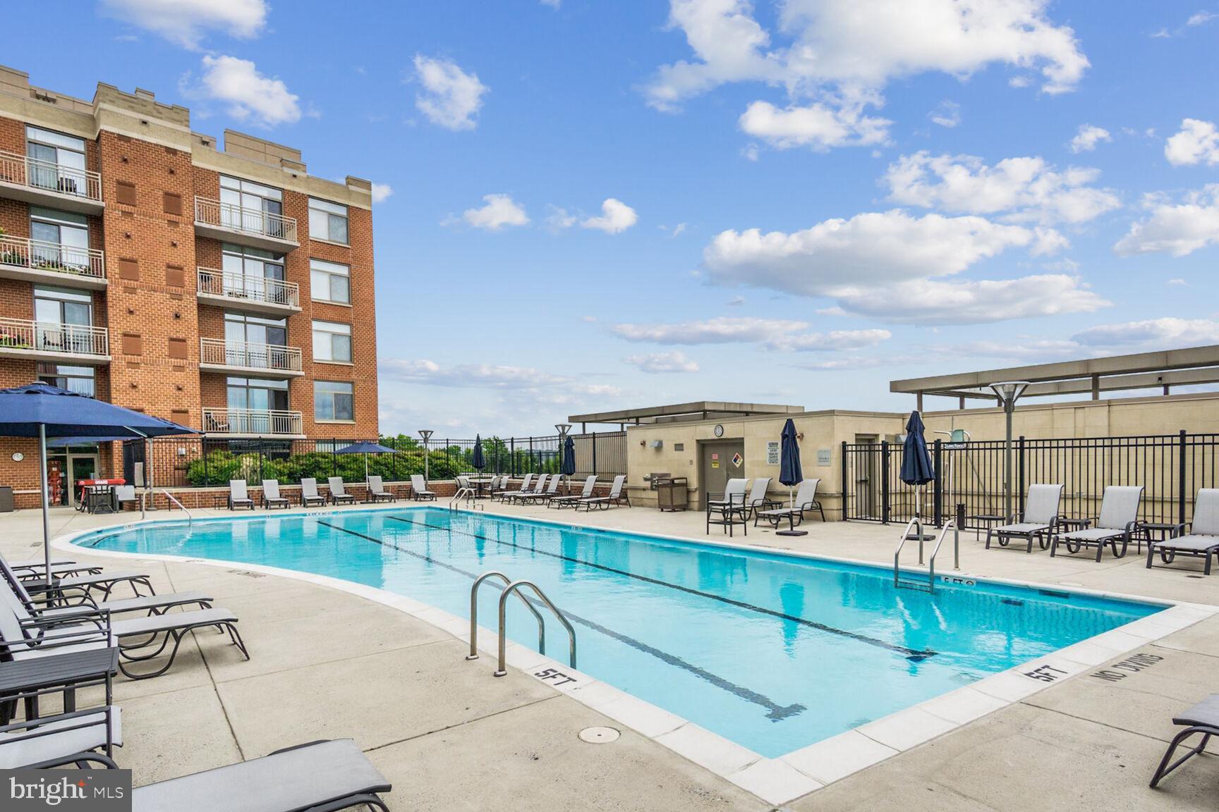 3600 South Glebe Road, Unit 822W Arlington, VA 22202 - Photo 27 of 29 Gallery Image 27
