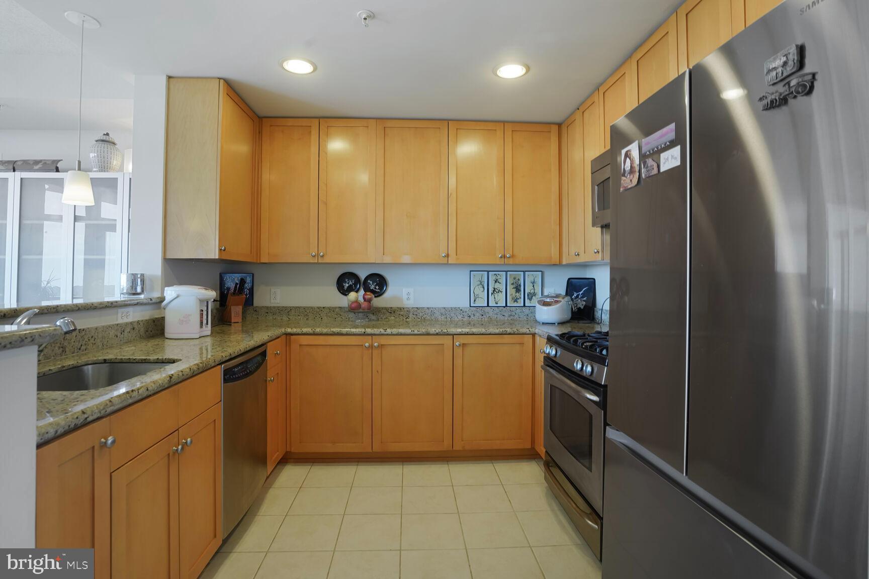 3600 South Glebe Road, Unit 822W Arlington, VA 22202 - Photo 9 of 29 Gallery Image 9
