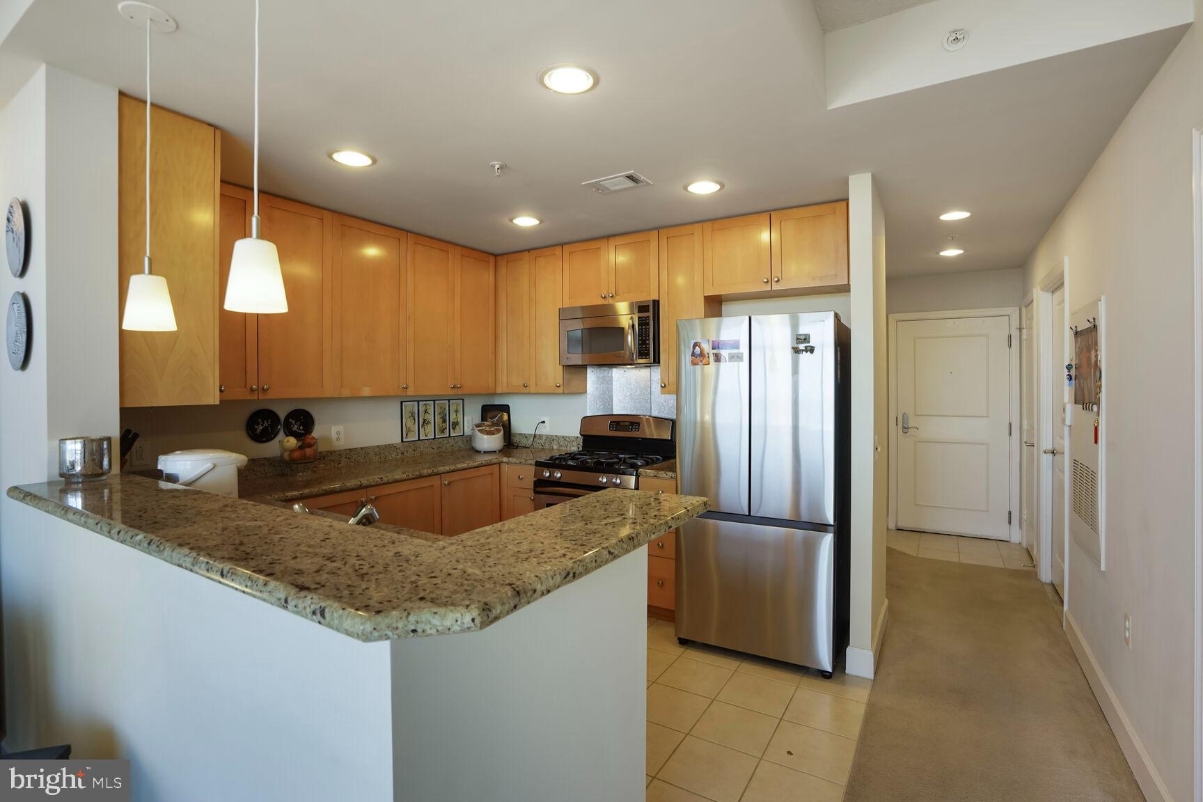 3600 South Glebe Road, Unit 822W Arlington, VA 22202 - Photo 10 of 29 Gallery Image 10