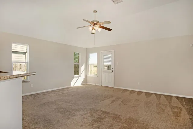 $2,150 | 127 Rodeo Drive, Manvel, TX 77578