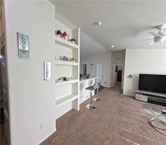 $178,000 | 21621 Sandia Road, Unit 130, Apple Valley, CA 92308