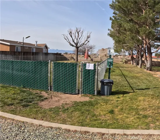 $178,000 | 21621 Sandia Road, Unit 130, Apple Valley, CA 92308