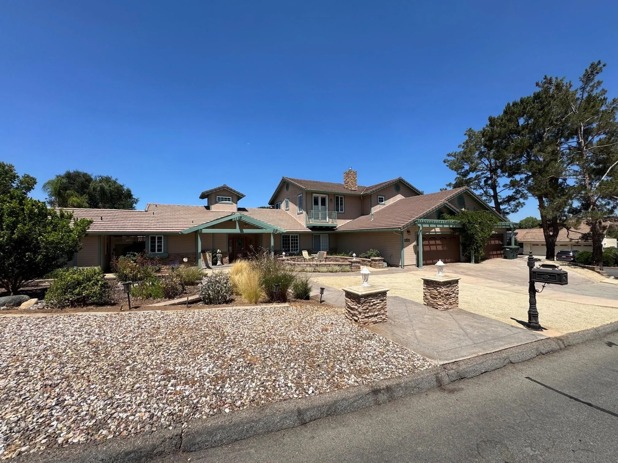 14025 High Sierra Road Poway, CA 92064 - Photo 1 of 2