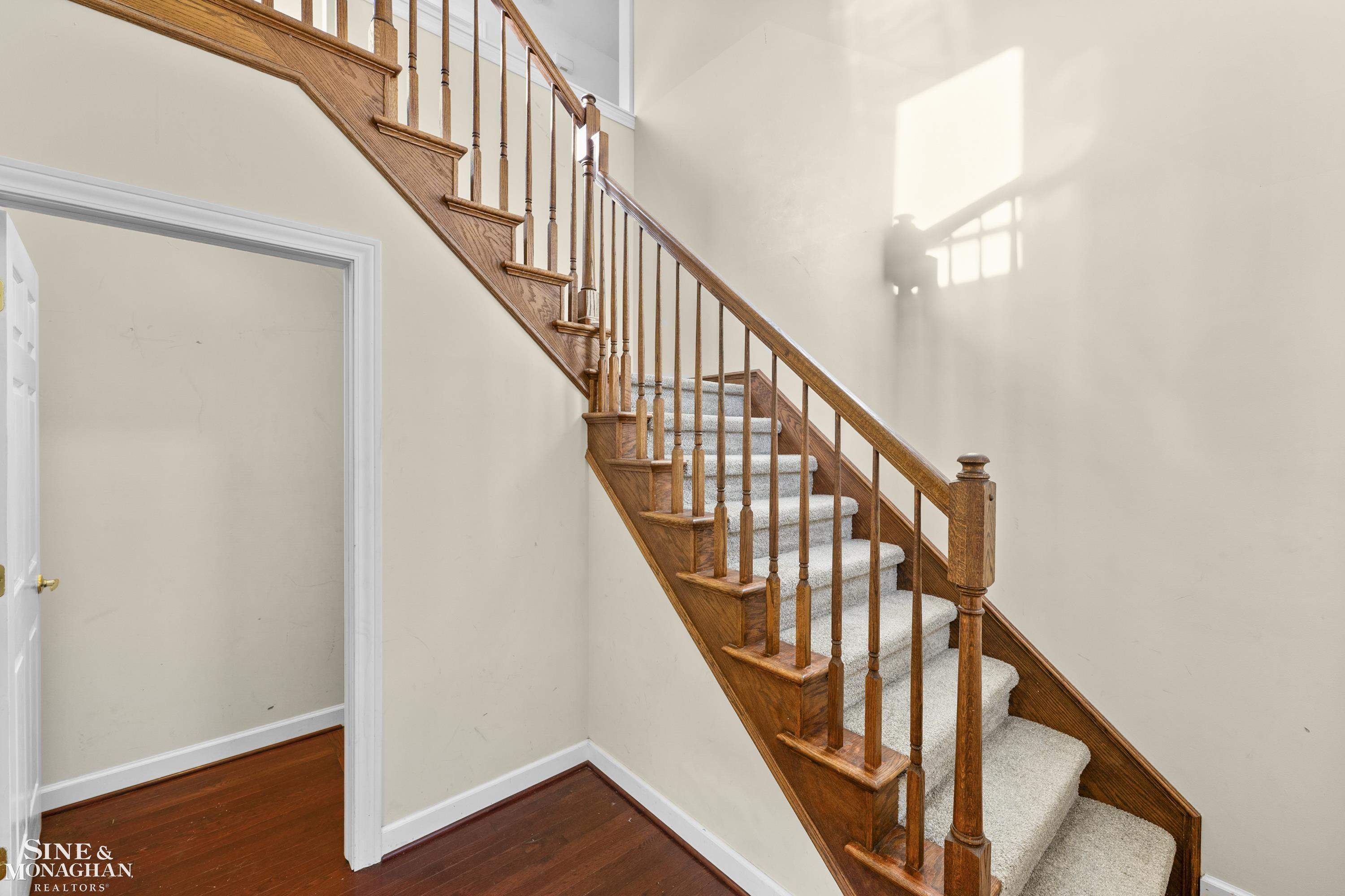 904 Trombley Road Grosse Pointe, MI 48230 - Photo 5 of 27