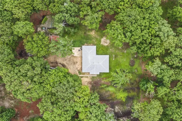 $300,000 | 454 County Road 1485, Bogata, TX 75417