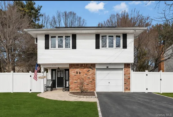 $5,100 | 219 Bellerose Avenue, East Northport, NY 11731