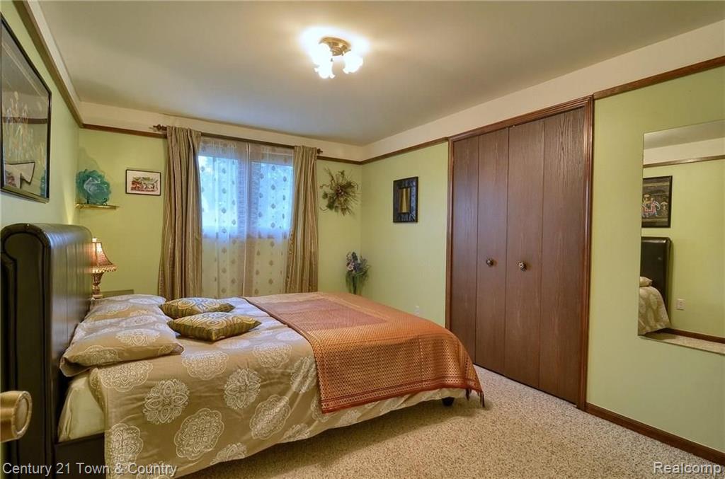 69 Rose Brier Drive Rochester Hills, MI 48309 - Photo 19 of 27
