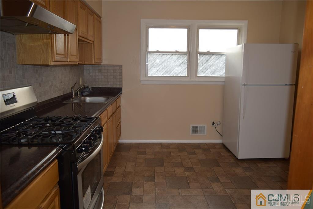 5098 Scott Street Piscataway, NJ 08854 - Photo 12 of 23
