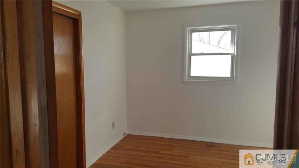 5098 Scott Street Piscataway, NJ 08854 - Photo 16 of 23