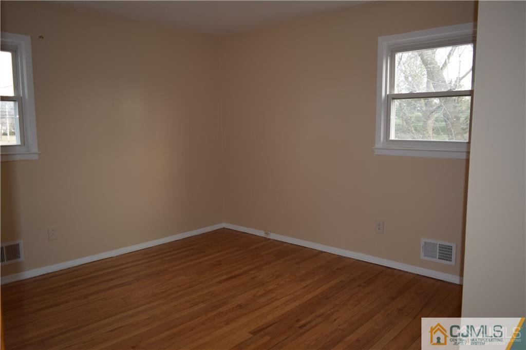 5098 Scott Street Piscataway, NJ 08854 - Photo 18 of 23