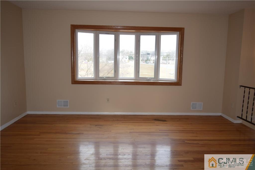 5098 Scott Street Piscataway, NJ 08854 - Photo 8 of 23