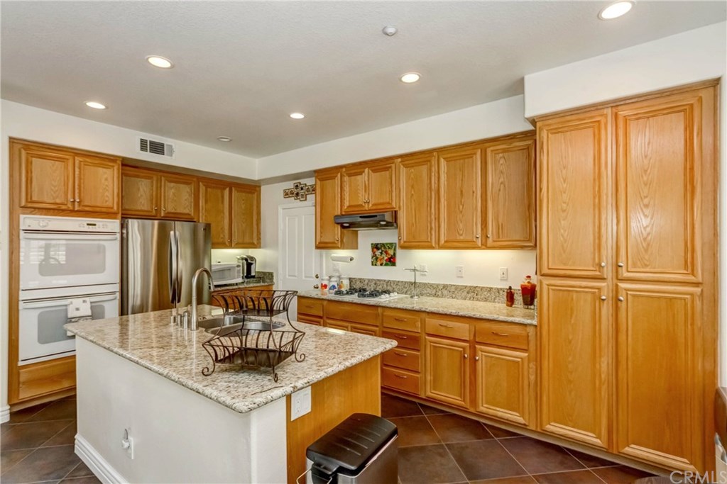 11 Mariner Cove Buena Park, CA 90621 - Photo 21 of 74