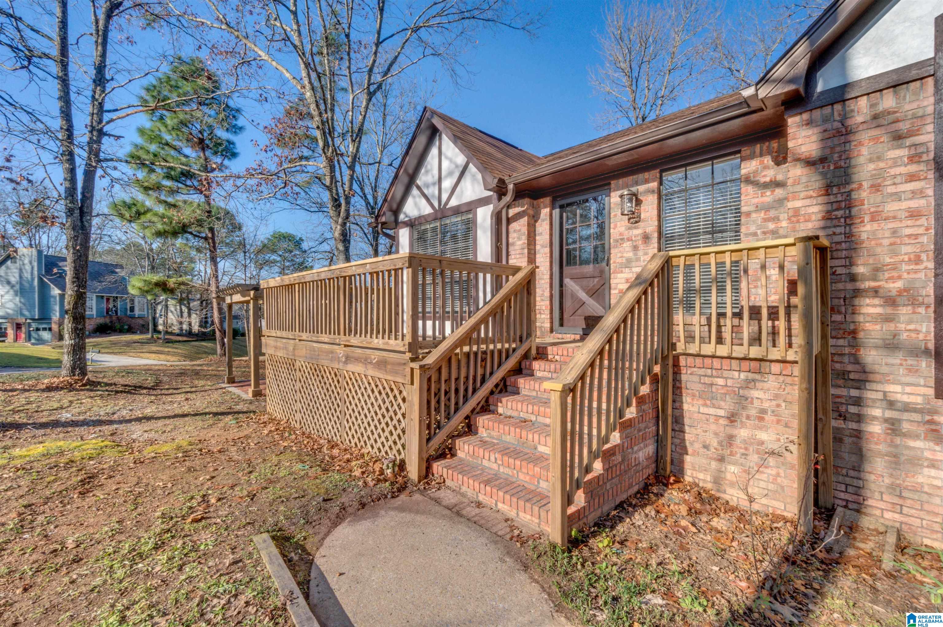 201 Port S Lane Alabaster, AL 35007 - Photo 5 of 49