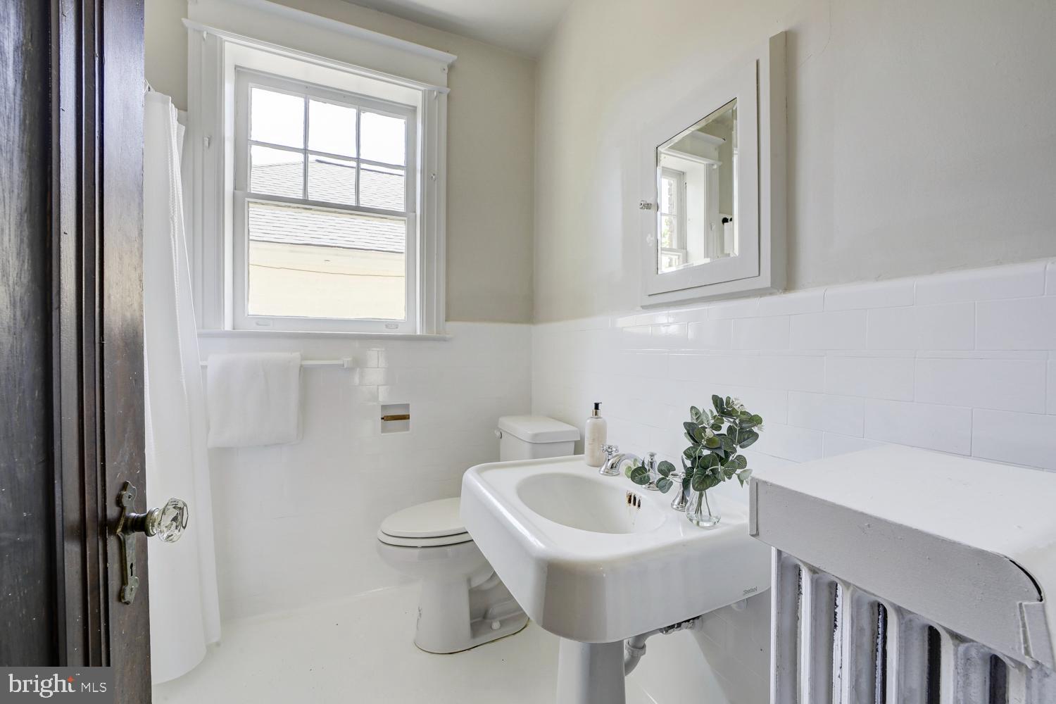 5533 33rd Street Northwest Washington, DC 20015 - Photo 33 of 47 windowed hall bath