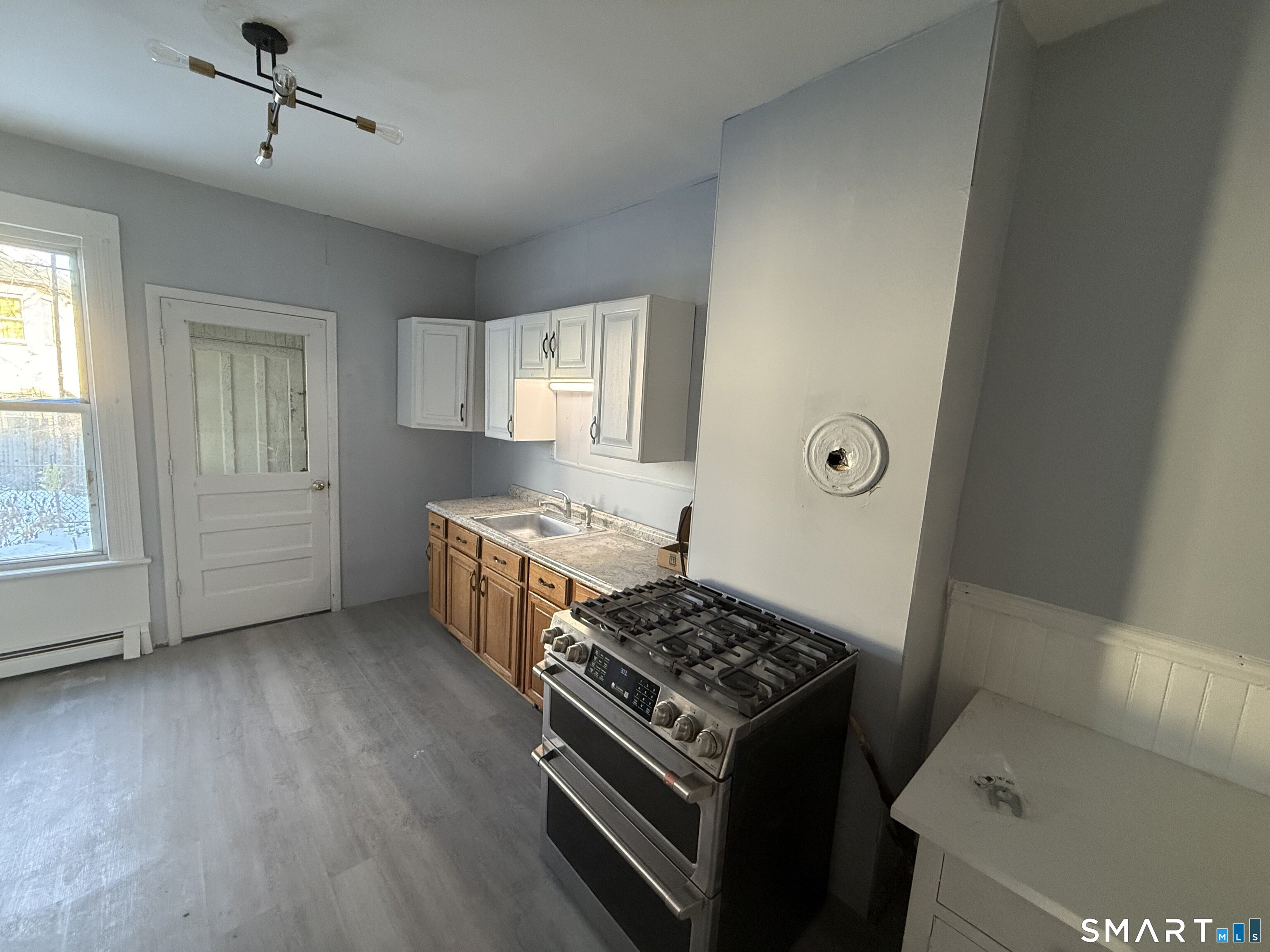 240 Madison Avenue, Unit 2 Bridgeport, CT 06604 - Photo 12 of 13