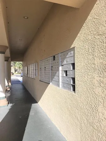 $1,350 | 17110 Carrington Park Drive, Unit 826, Tampa, FL 33647
