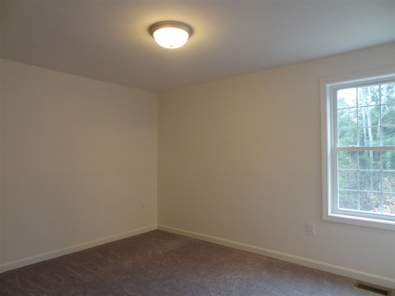 130 Falcon Ridge Road, Unit 35 Milford, NH 03055 - Photo 17 of 39