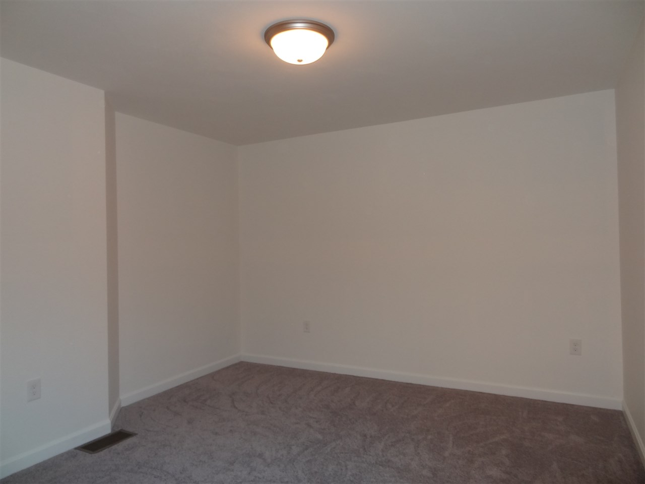 130 Falcon Ridge Road, Unit 35 Milford, NH 03055 - Photo 18 of 39