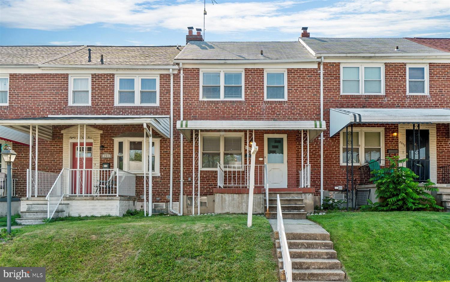 8656 Black Oak Road Baltimore, MD 21234 - Photo 2 of 32 Exterior Front View
