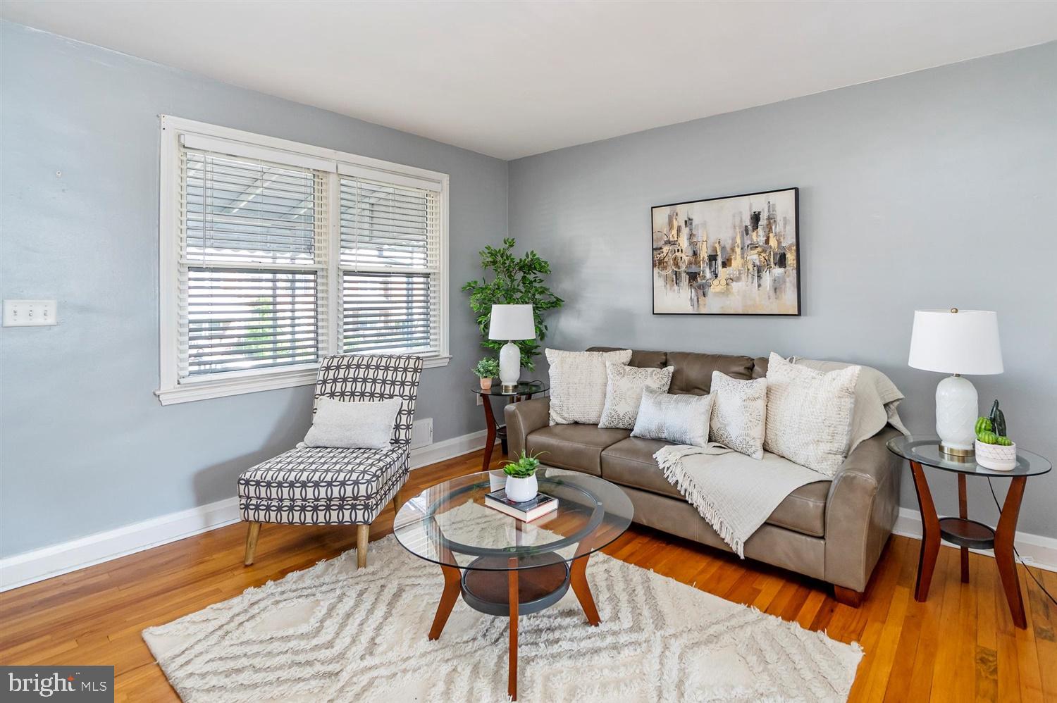 8656 Black Oak Road Baltimore, MD 21234 - Photo 6 of 32 Living Room - Tons of Natural Light