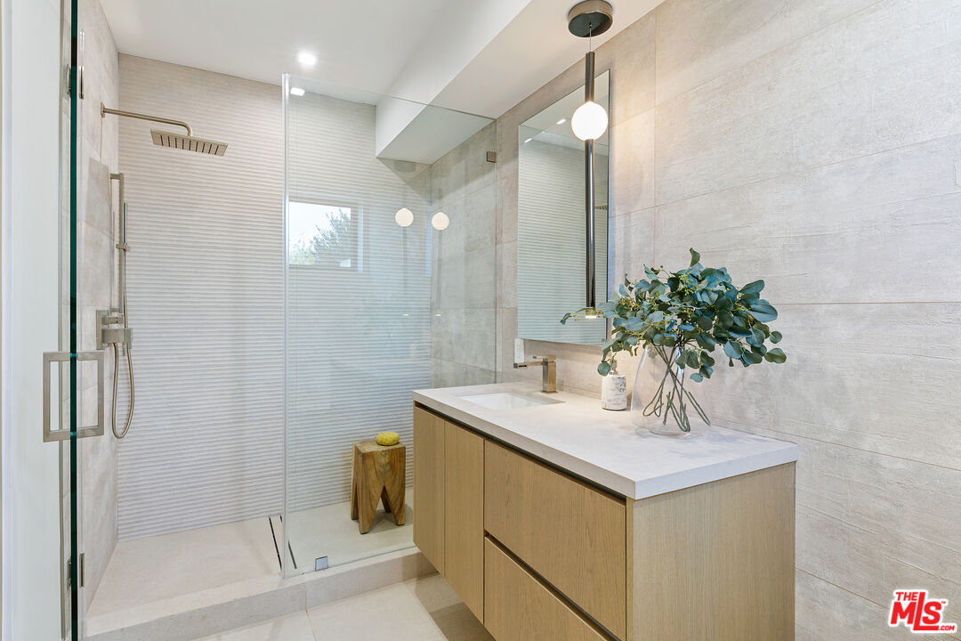 29623 Cuthbert Road Malibu, CA 90265 - Photo 41 of 54