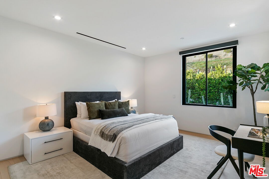 29623 Cuthbert Road Malibu, CA 90265 - Photo 44 of 54