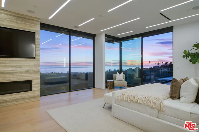 $13,900,000 | 29623 Cuthbert Road, Malibu, CA 90265
