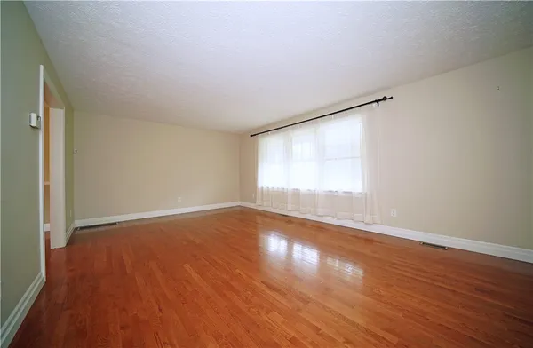 $262,500 | 7 Hancock Drive, Veteran, NY 14845